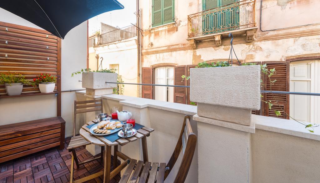Castelletto Suite La Marina Κάλιαρι Εξωτερικό φωτογραφία